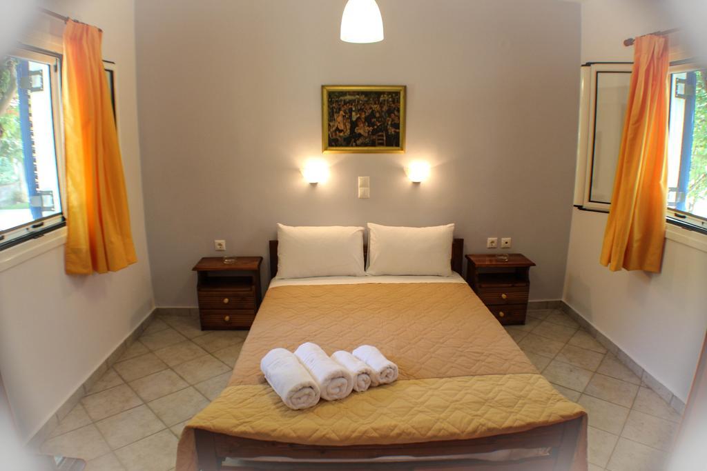 Xristina Studios Vasilikí Zimmer foto